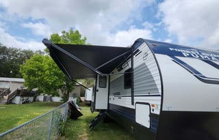 Holidays are here Book early 3 ACs, 2 Bathrooms!!!