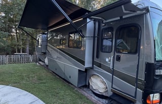 2006 Fleetwood Discovery 39L