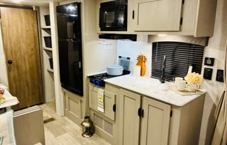 BUDGET FRIENDLY 2025 Coachmen RV Clipper 25QBH