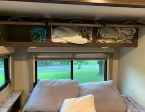 Thor Motor Coach Chateau Sprinter 24FS