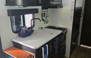 The Fraisers Pup - 2022 Wolf Pup 17JG