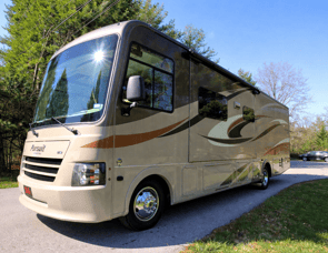 Coachmen RV Pursuit 33 BH