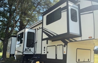 Hester and Larry’s fur baby friendly RV