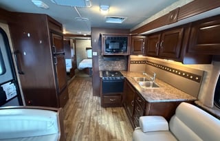 2013 Fleetwood Storm 32BH