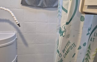 Eppinga's pet friendly offroad hotel on wheels.