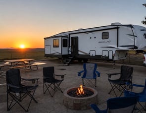 Forest River RV Cherokee Arctic Wolf Suite 3660