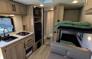 2025 Keystone RV Coleman 17b