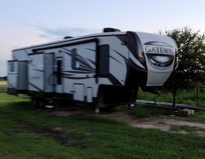 Heartland Gateway 3800 RLB