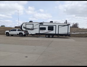 Heartland Sundance 3400QB