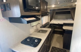 2018 Starcraft Launch Outfitter 7 19BHS