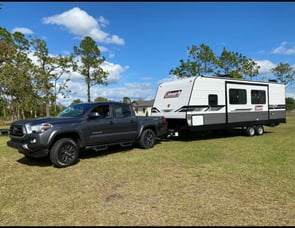 Coleman Dutchmen Coleman lantern LT