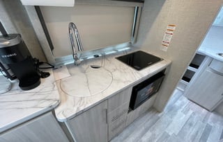 2024 NEW Thor Compass AWD Class B+