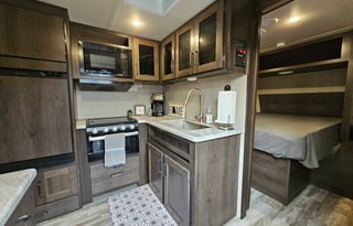 The Cozy KC - 2022 Grand Design Transcend 247BH