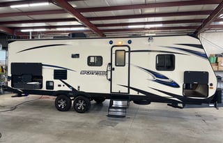 2017 Venture RV SportTrek 270VBH