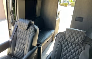 Luxury Mercedes Sprinter Cruiser Van Seats 8