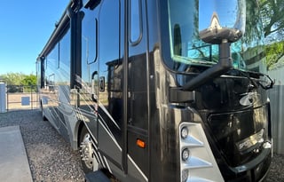 Luxury 41’ Coachmen - 2 full bath, Diesel RV | A-2