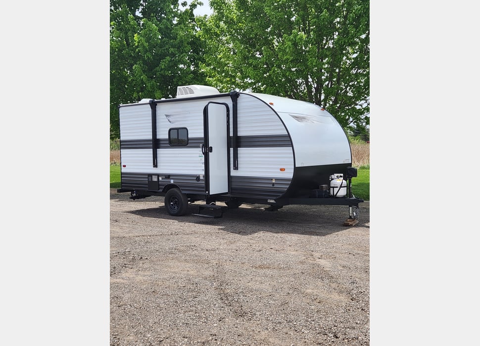 Travel Trailer rentals in Livonia
