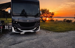 '21 Fleetwood Fortis - Sleeps 8 - Free Starlink