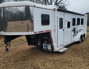 american spirit three horse living quarter spirit gooseneck