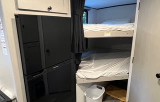 2026 Apex Nano Bunkhouse - 208BHS 5000lbs