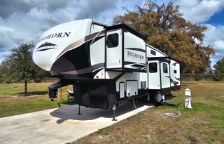 42' Bighorn - Insurance Included