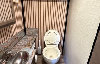 2019 Thor Motor Coach 28A Majestic