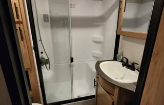 Tri-State Luxury: 5th Wheel Family Paradise