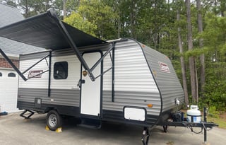 2022 Cozy Coleman 17B