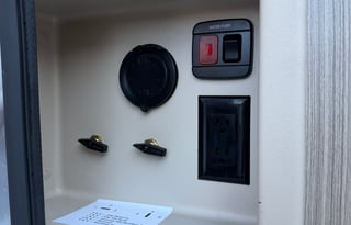 Tumbleweed w/ STARLINK. Where the good times roll!