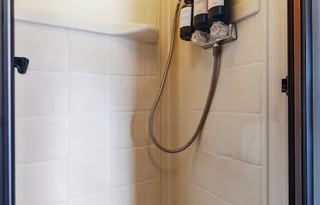 (#5)Las Vegas–Class C Sleeps 6 | Family & Festival