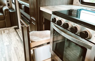 Phoenix Luxe Retreat – 2 Bedroom Family 5th Wheel