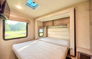 Very Clean, Stocked, Pet Friendly