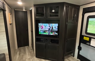 Brand NEW 2023 Jayco Jay Flight with Bunkroom