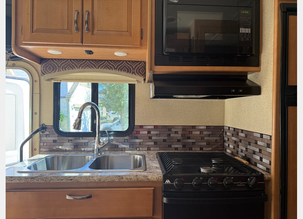 Class C Motor Home rentals in Conroe