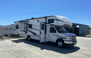 Your Hotel on Wheels, Sleeps Up to 7