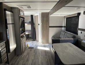 CrossRoads RV Zinger Lite ZR280BH