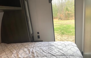 Camp in luxury! Sleeps 6 - 9