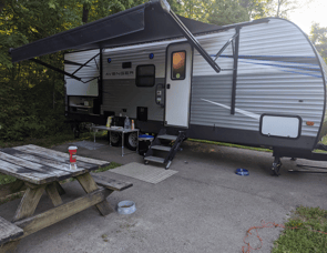 Prime Time RV Avenger 24BHS