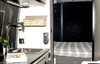 2024 Winnebago Revel 4x4 Diesel OFF RD6