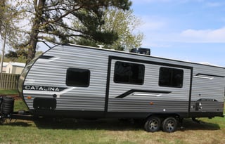 2025 BRAND NEW! Coachmen Catalina Legacy 263BHSCK