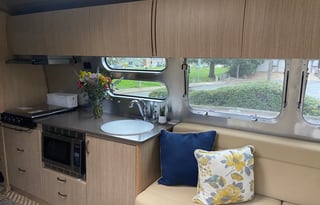 Airstream Flying Cloud 30 Bunk