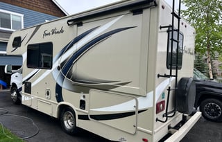 2018 Thor Motor Coach Four Winds 22B
