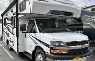 Easy to drive...Great Layout for 6...has solar