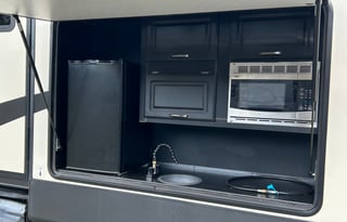 2018 Forest River RV Sandpiper 383RBLOK