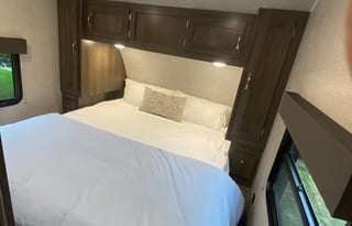 2021 EAST TO WEST Della Terra 250BH