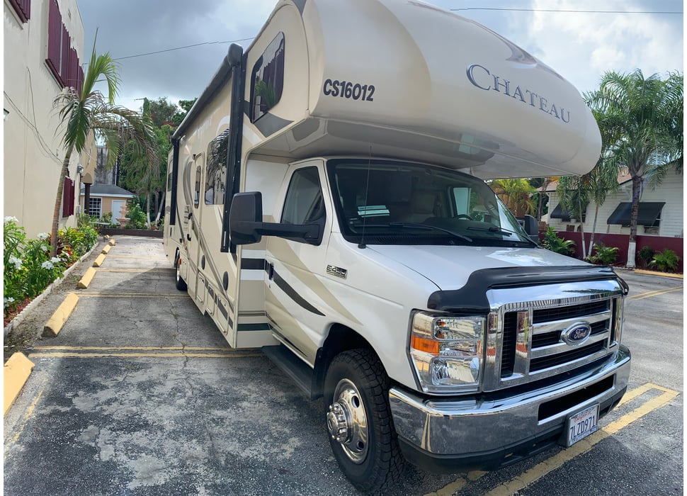 Class C Motor Home rentals in Vancouver