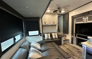 2022 Keystone RV Montana High Country 351BH