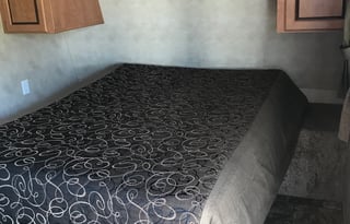 2014 Palomino Canyon Cat- Family & Pet friendly!