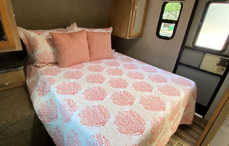 Queen bed with storage.