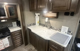 Beautiful Forest River Rockwood - Sleeps 4